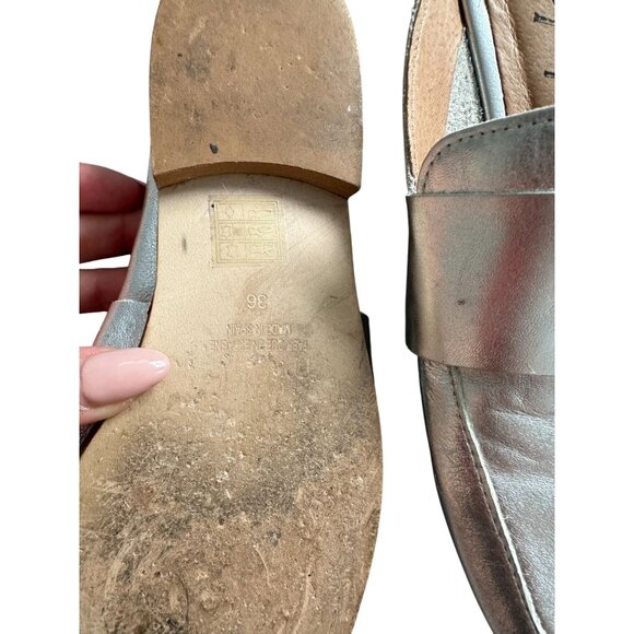 FREE PEOPLE Metallic Silver Leather Mules Flats Loafers Size 36 / 6 - Picture 6 of 9